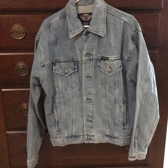 Men’s Harley Denim jacket size small fits Large - Picture 1 of 3